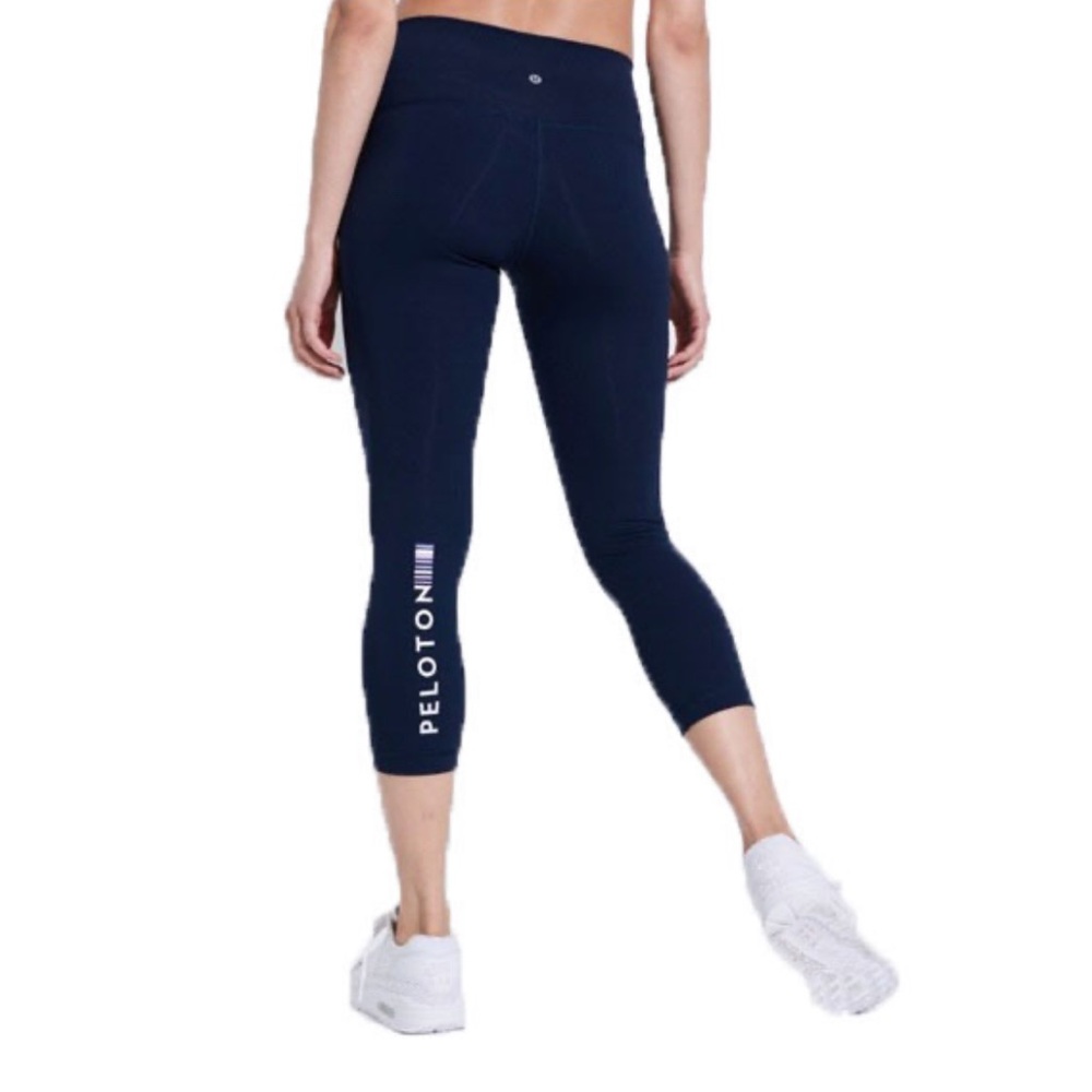 Lululemon x Peloton Wunder Under crop navy blue leggings size 8